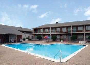 Americas Best Value Inn And Suites North Farmers Branch Εξωτερικό φωτογραφία
