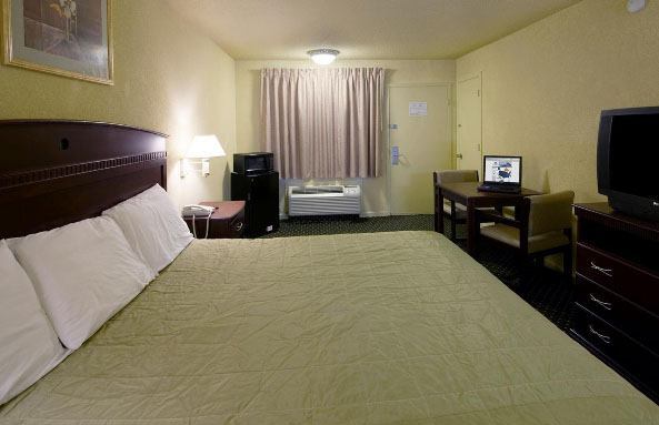 Americas Best Value Inn And Suites North Farmers Branch Εξωτερικό φωτογραφία