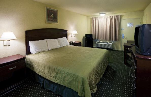 Americas Best Value Inn And Suites North Farmers Branch Εξωτερικό φωτογραφία